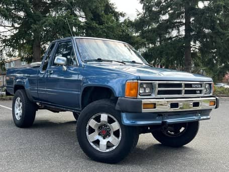 1988 Toyota Pickup image