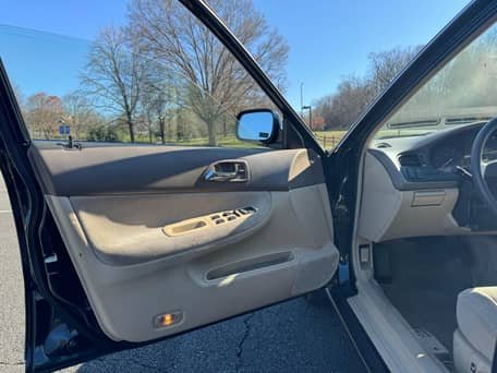 1994 Honda Accord image