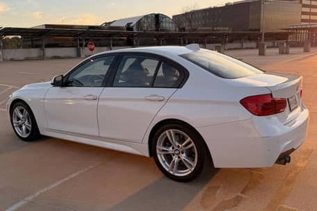 2017 BMW 33Oi image