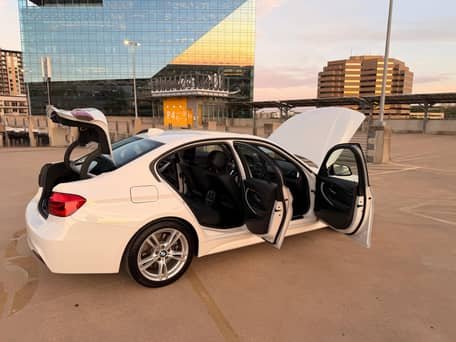 2017 BMW 33Oi image