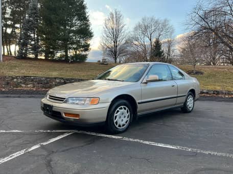 2005 Honda Accord LX Coupe image