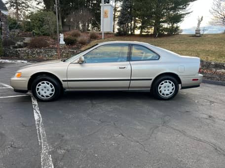 2005 Honda Accord LX Coupe image