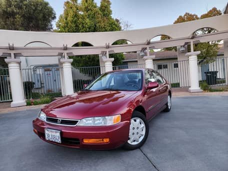 1996 Honda Accord LX image