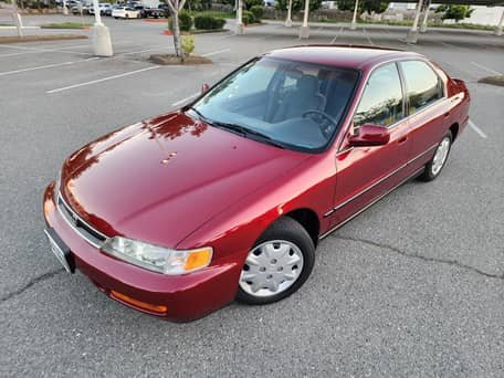 1996 Honda Accord LX image