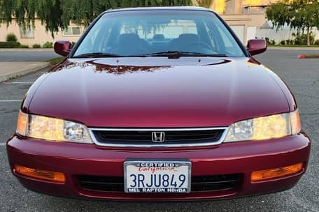 1996 Honda Accord LX image
