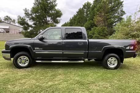 2003 Chevrolet Silverado 2500HD LS image